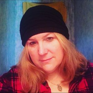 Meet your Posher, Casey